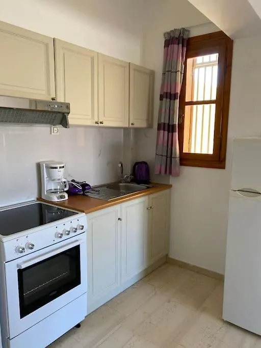 George Apartment 2 Rethymno  0*, Rethymno (Crete) Greece